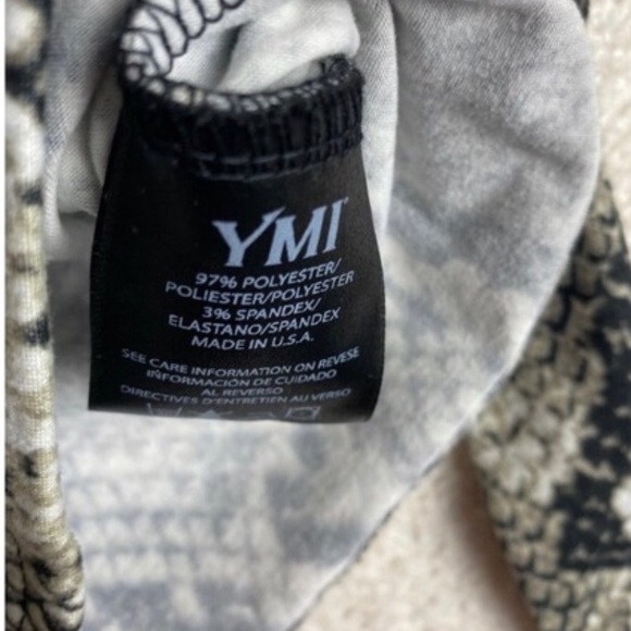 YMI Collections • Short Sleeve Snakeskin Pattern Self-Tie Waist - Picture 5 of 8